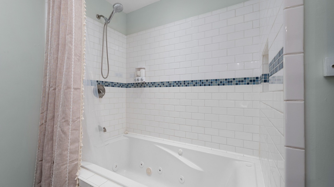 Photo of Bathroom in Olmito