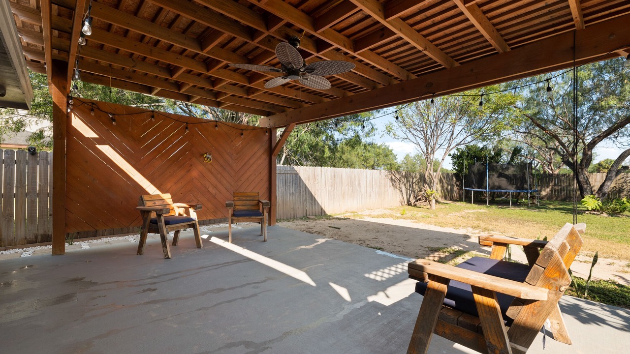 Photo of Patio Balcony in Olmito