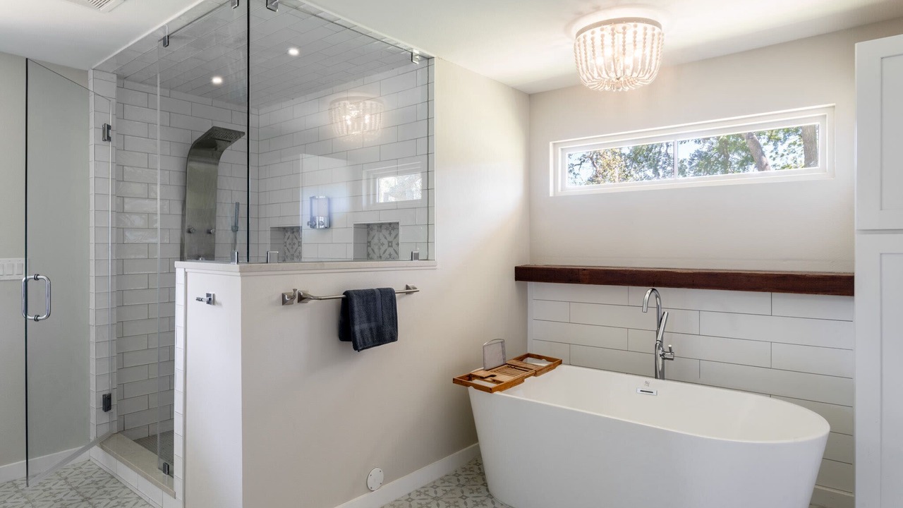 Photo of Bathroom in West Oak Hill