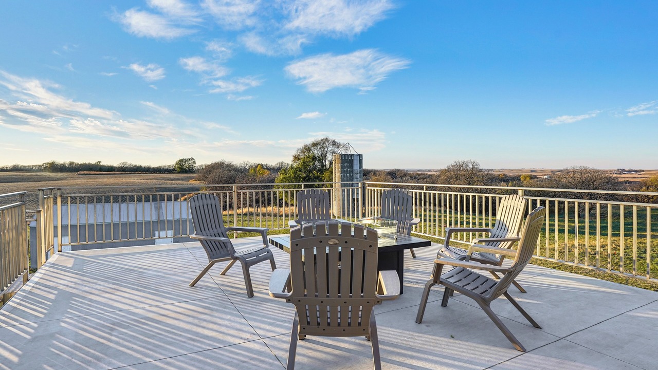 Photo of Outdoor in Renner