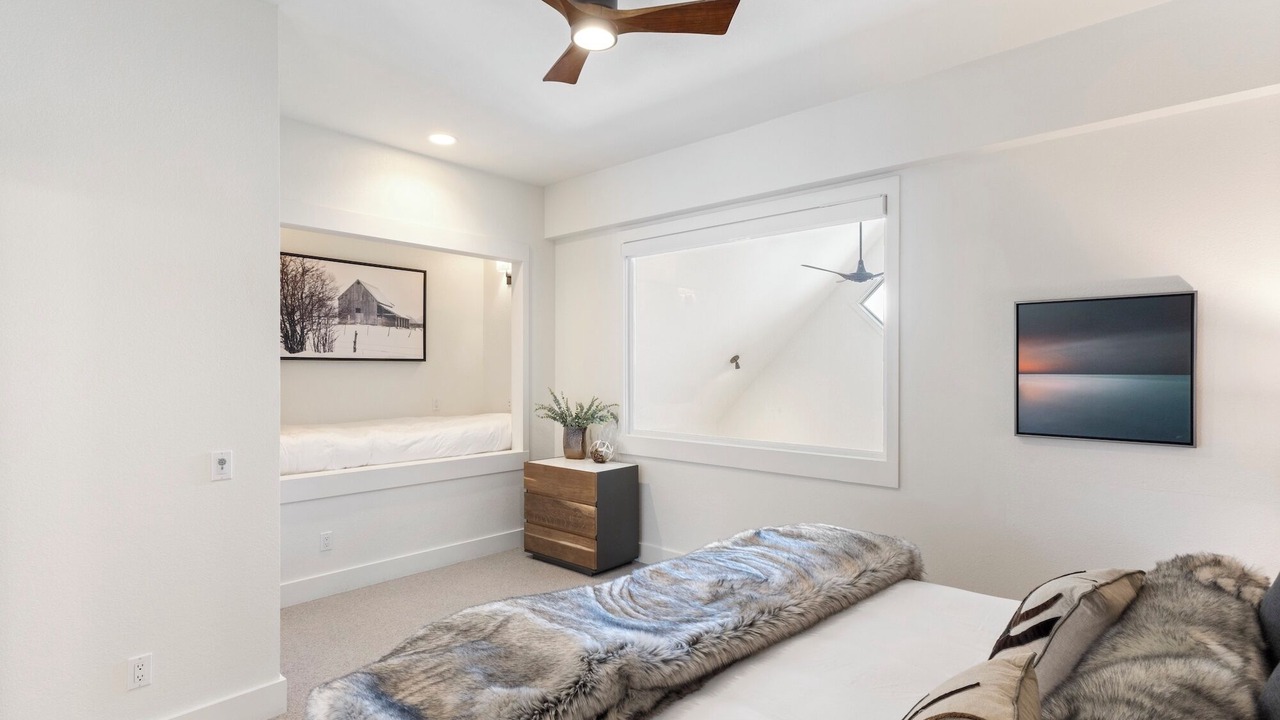 Photo of Bedroom in Saddle Ridge
