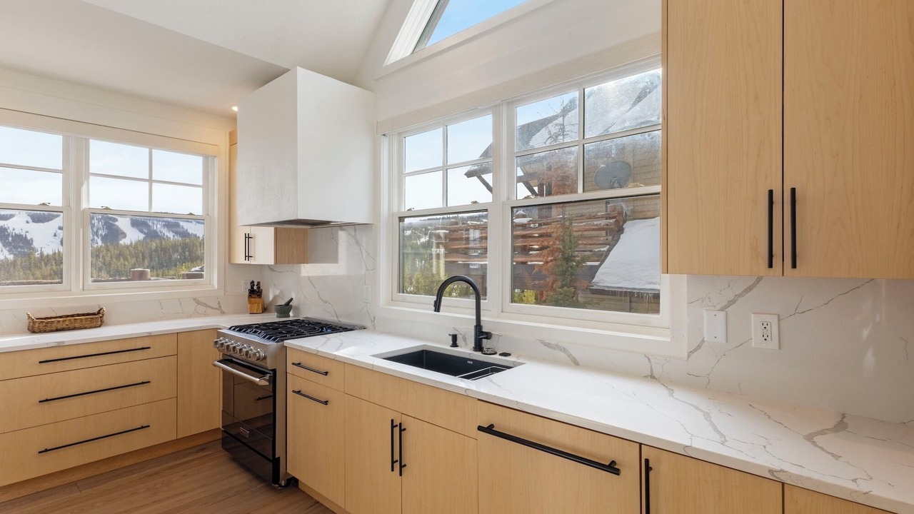 Photo of Kitchen in Saddle Ridge