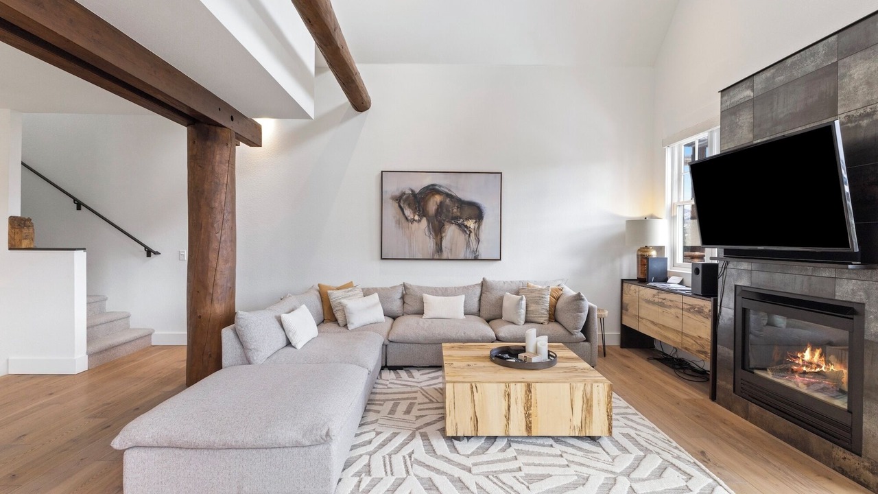 Photo of Livingroom in Saddle Ridge