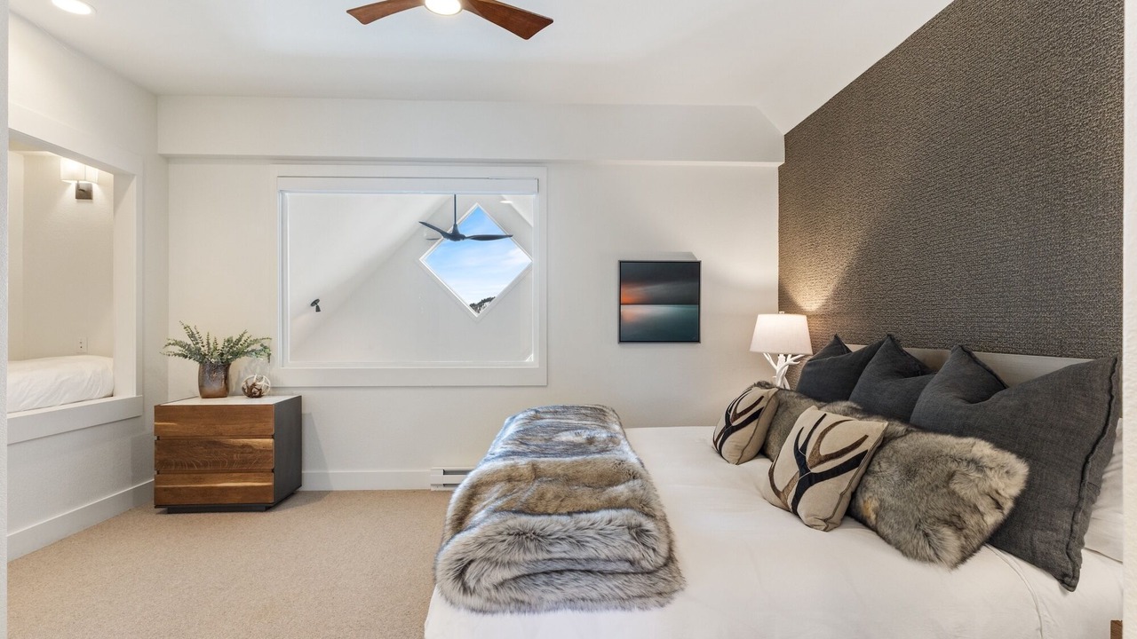Photo of Bedroom in Saddle Ridge