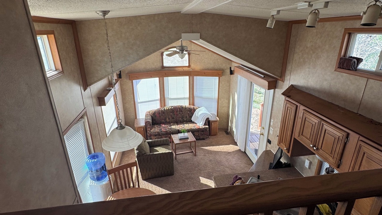 Photo of Livingroom in Watford City