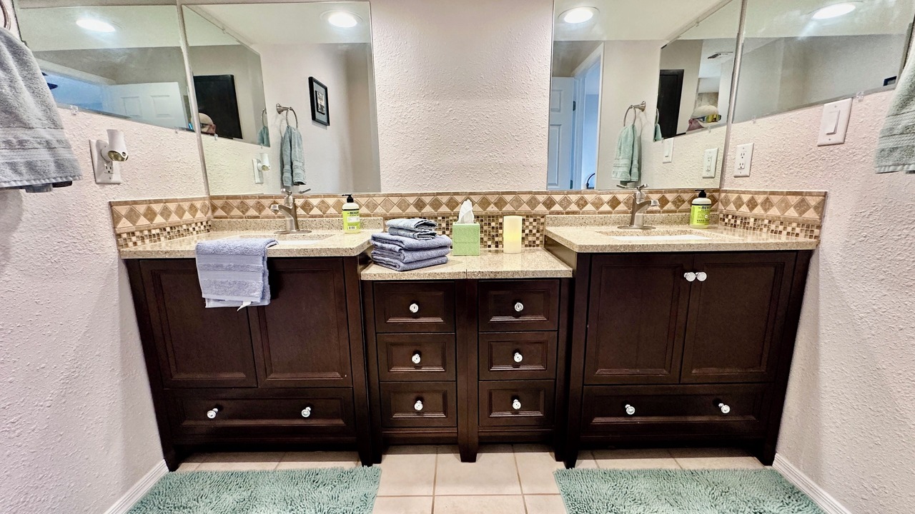 Photo of Bathroom in Foothills