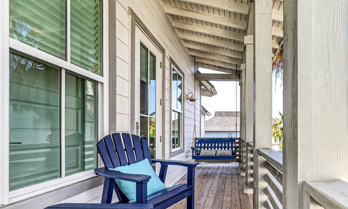 Photo of Patio Balcony in Cinnamon Shore