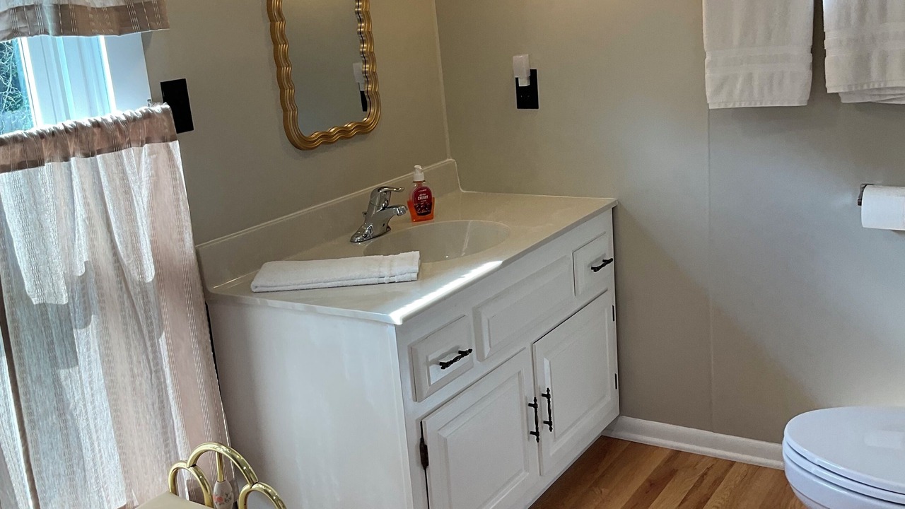 Photo of Bathroom in Porters Sideling