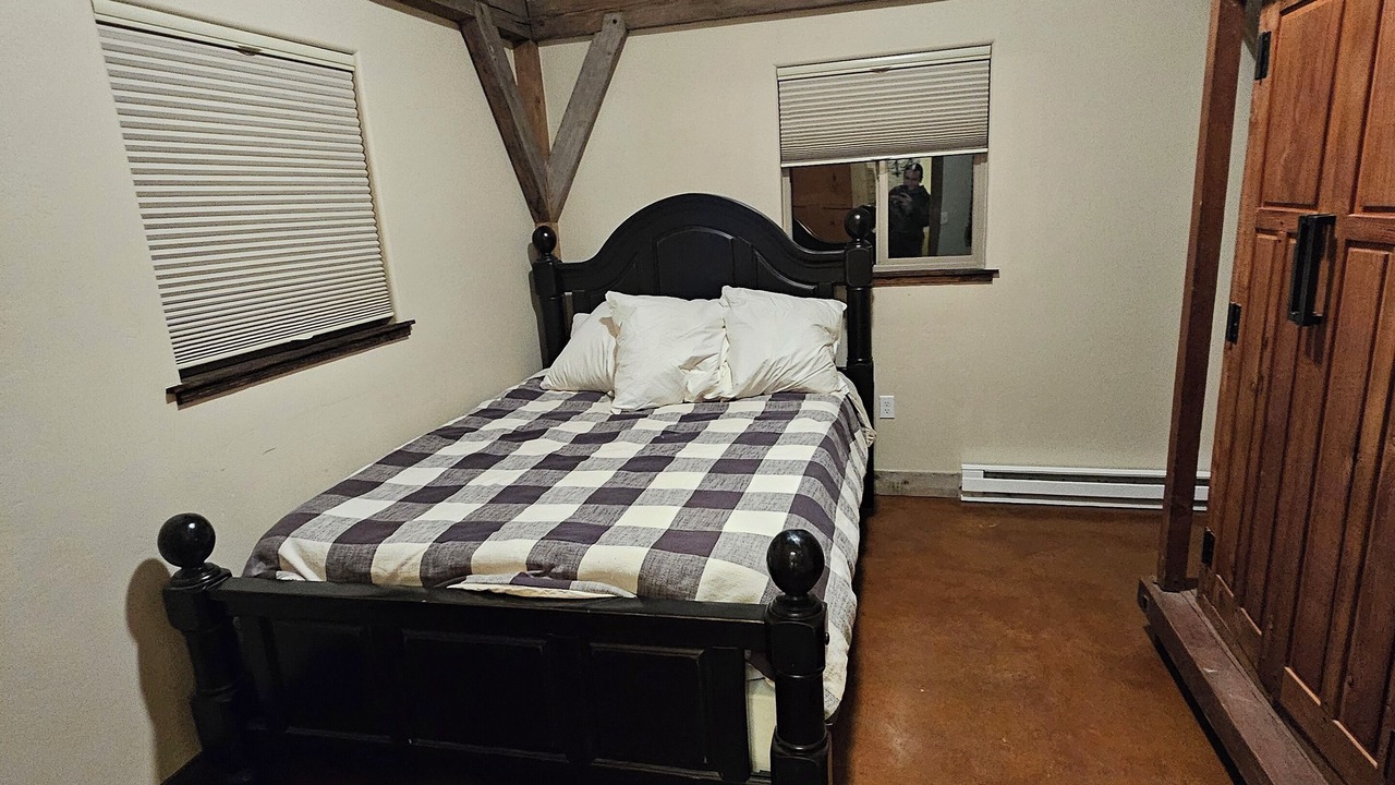 Photo of Bedroom in Ramshorn View Estates