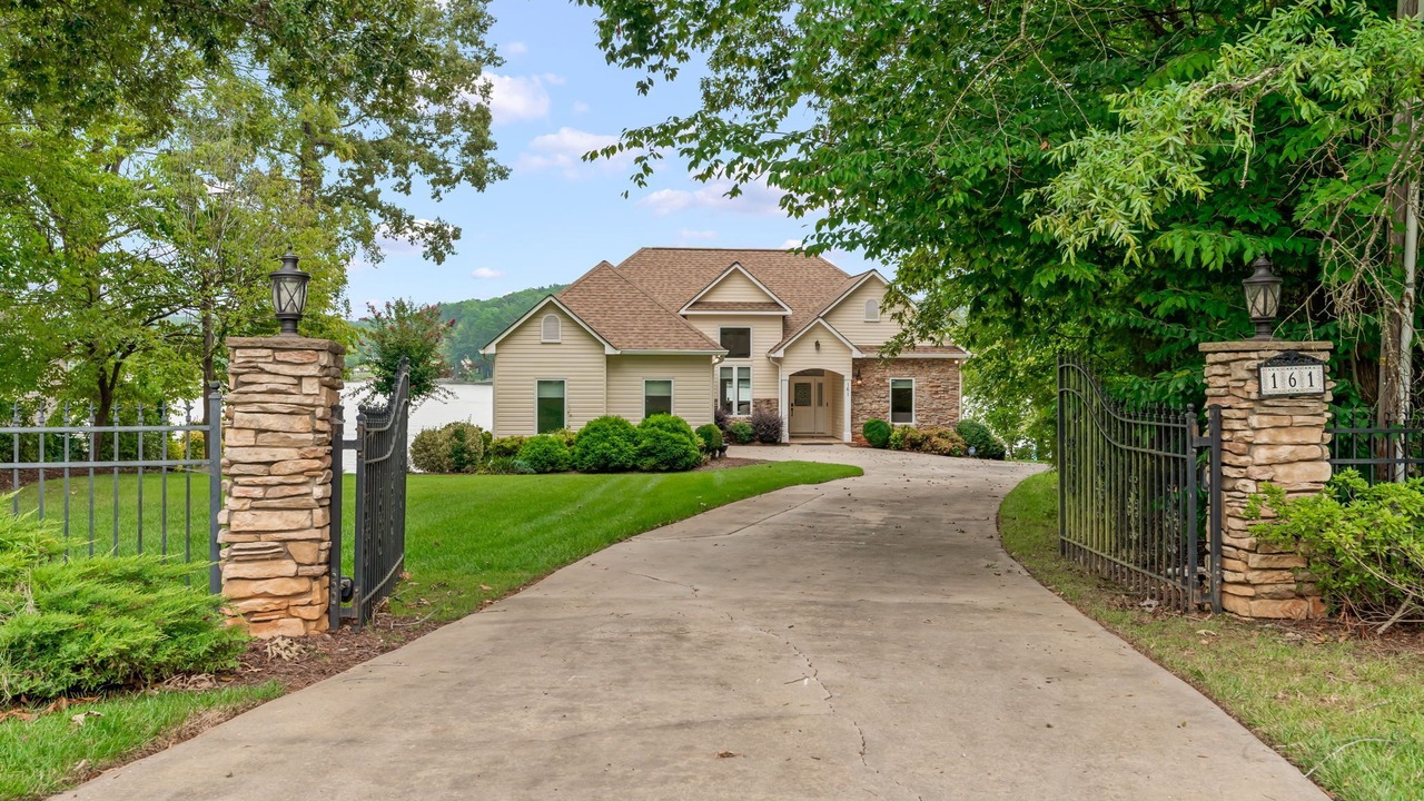 Photo of Outdoor in Southmont