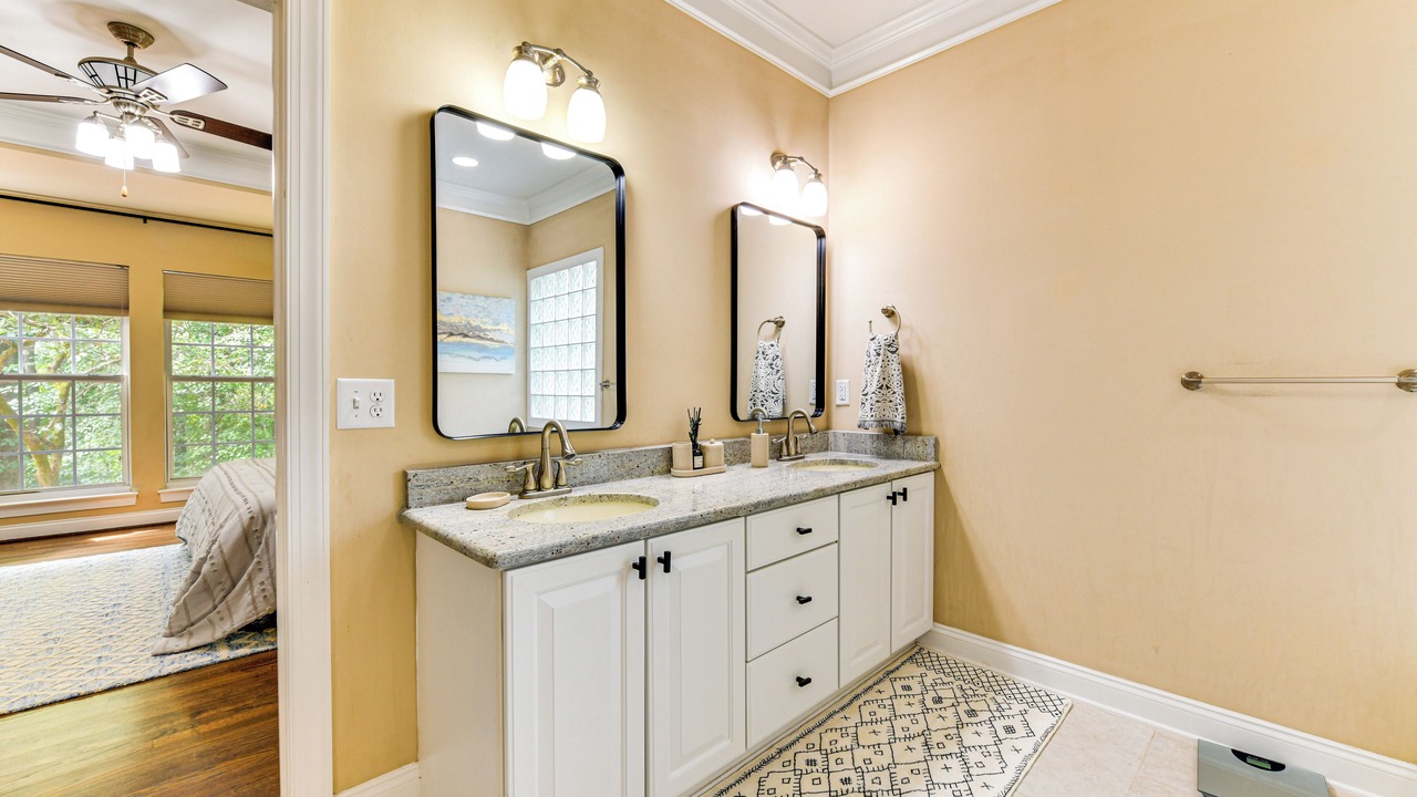 Photo of Bathroom in Huntersville