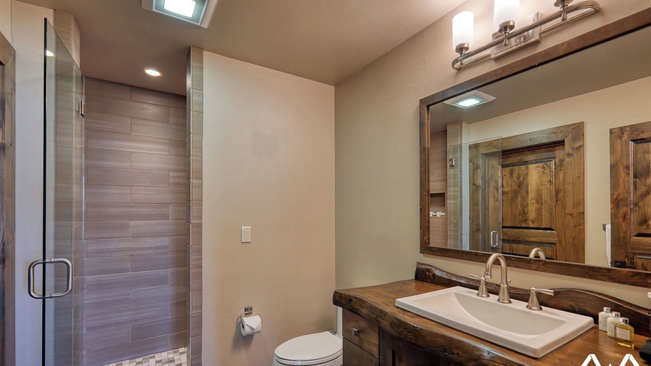 Photo of Bathroom in Spanish Peaks