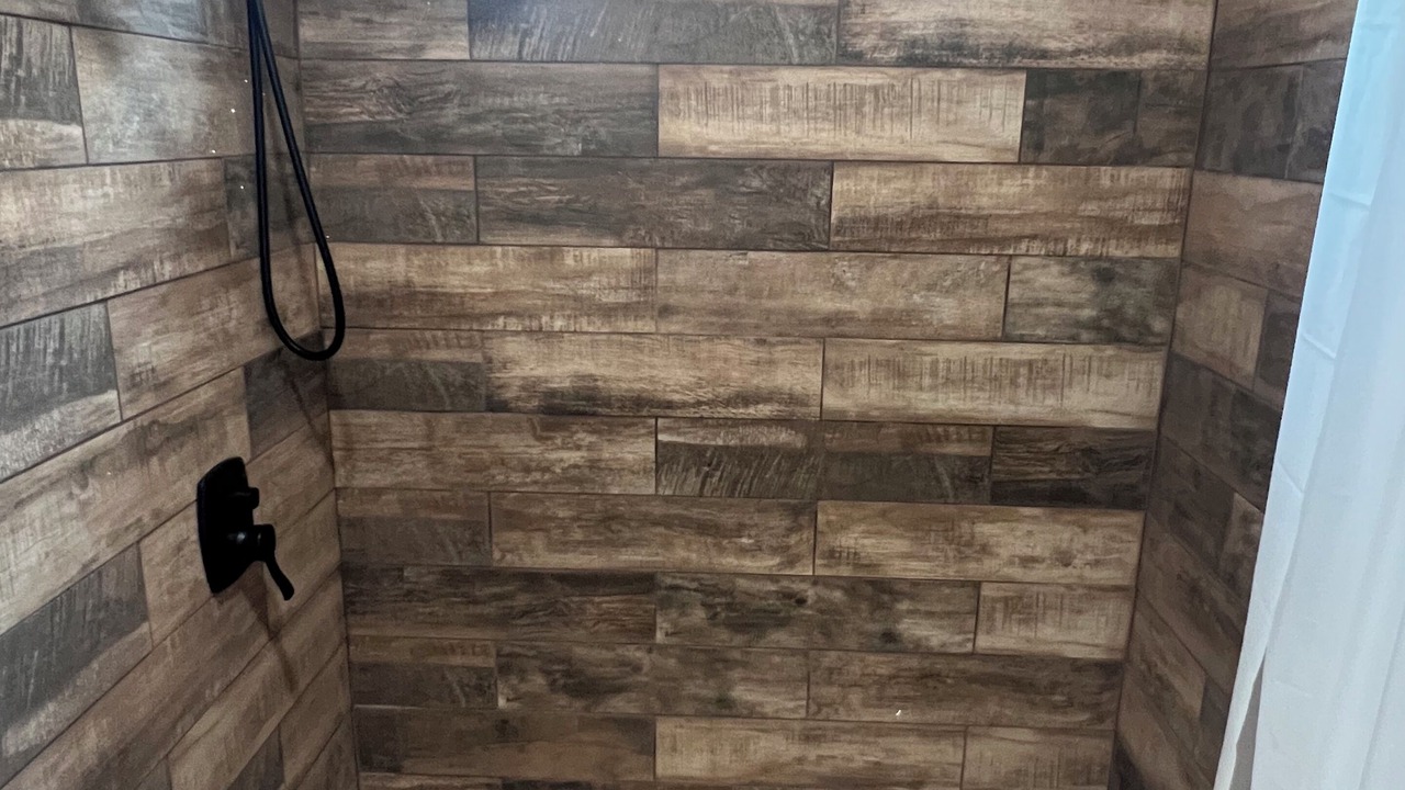 Photo of Bathroom in Athol
