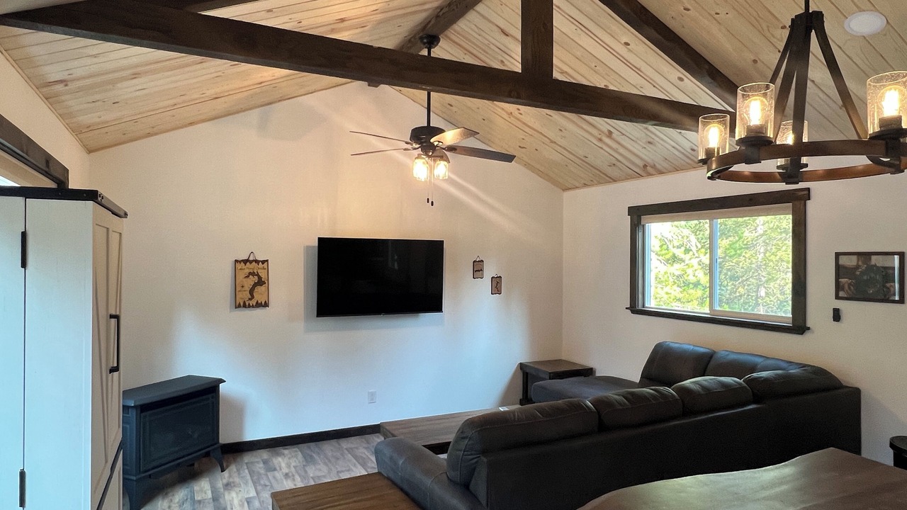 Photo of Livingroom in Athol