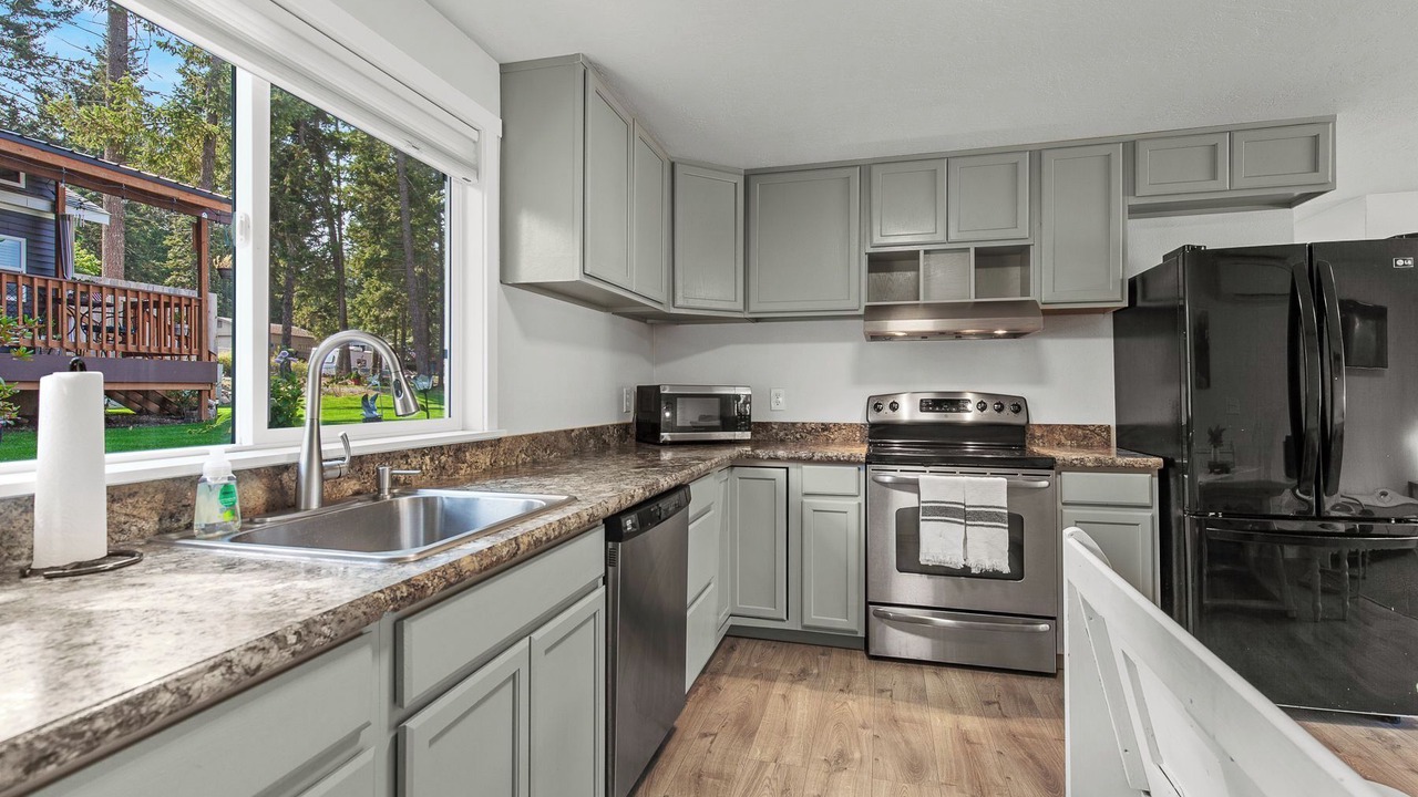 Photo of Kitchen in Bayview
