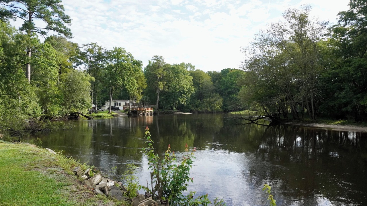 Photo of Others in Ruffin