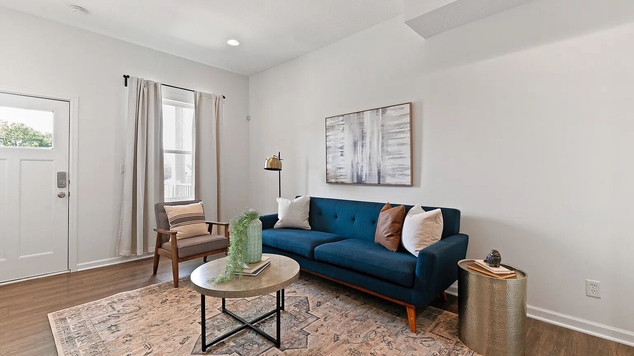 Photo of Livingroom in Fountain Square