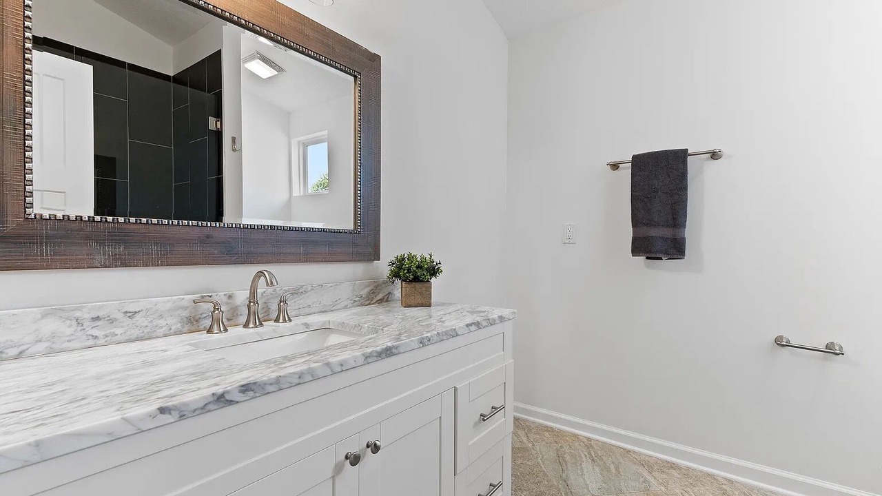 Photo of Bathroom in Fountain Square