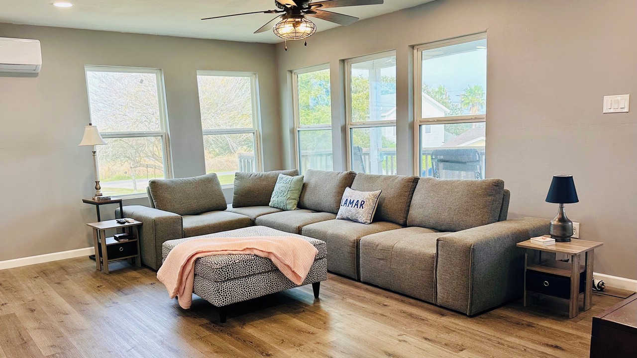 Photo of Livingroom in Rockport