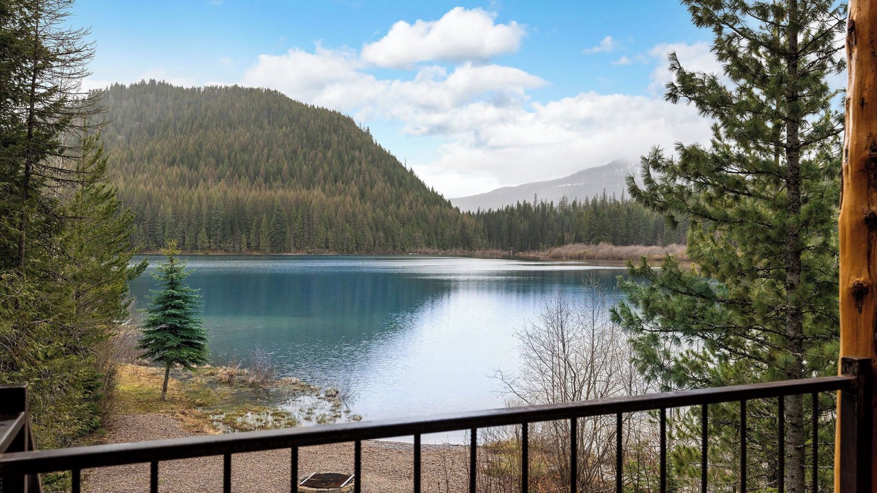 Photo of Patio Balcony in Columbia Falls