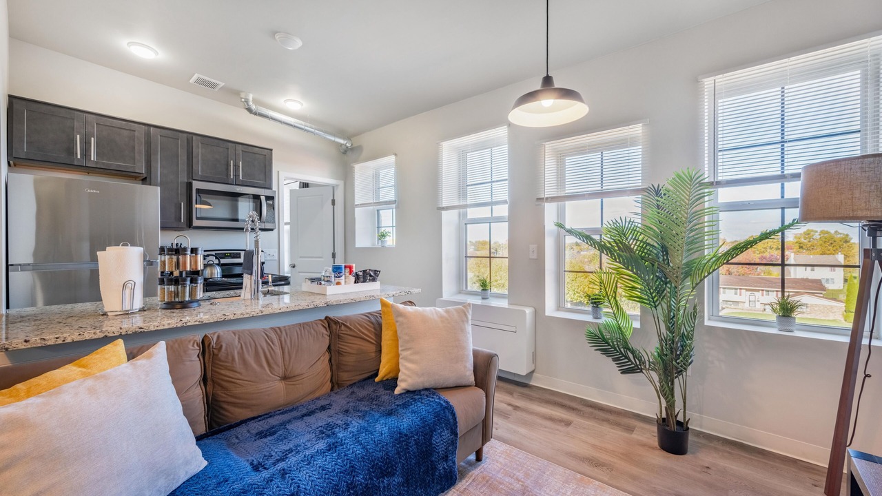 Photo of Livingroom in New Center Detroit