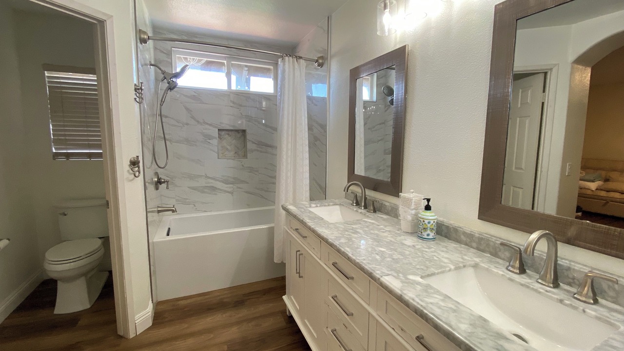 Photo of Bathroom in Ocean View Hills
