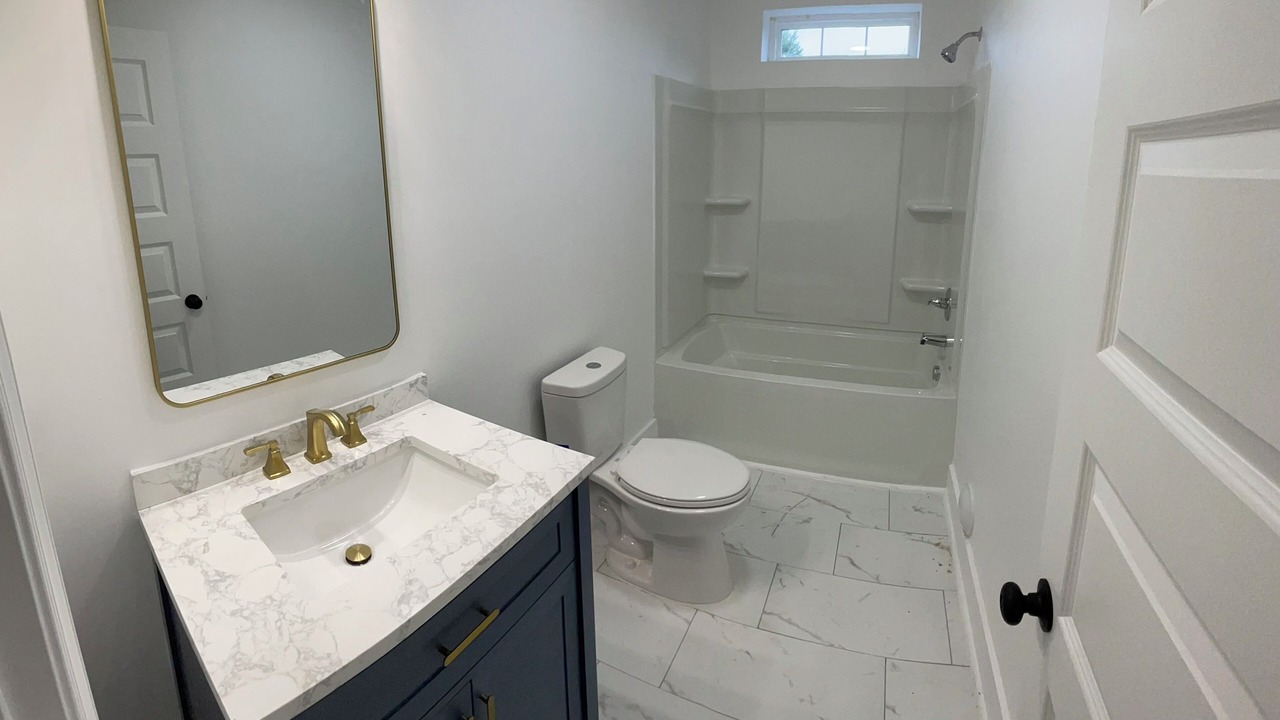 Photo of Bathroom in Fan District