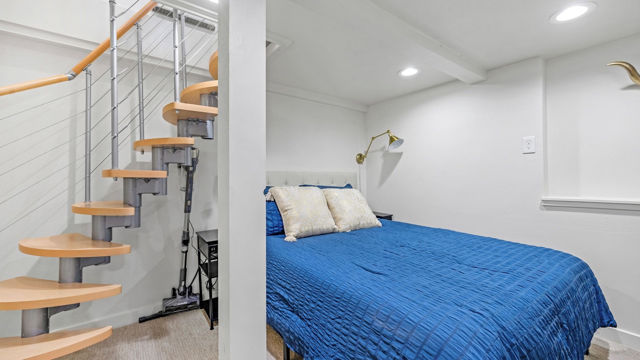 Photo of Bedroom in Port Gardner