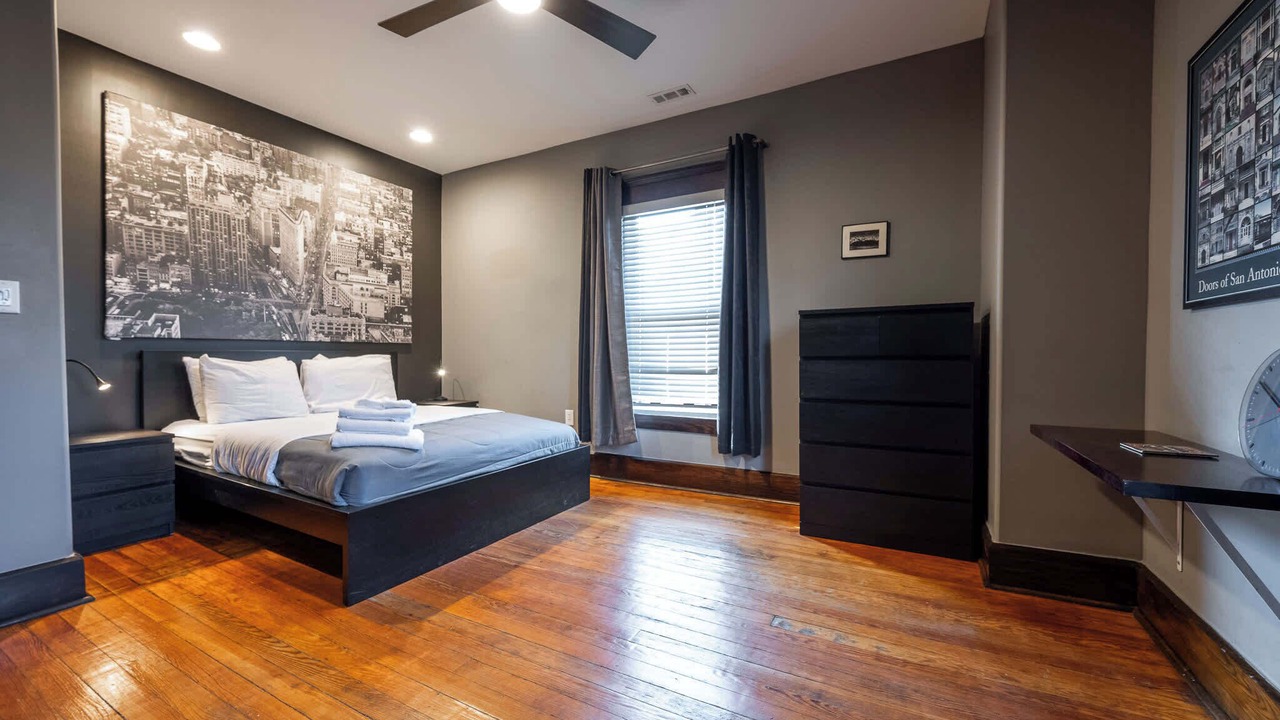 Photo of Bedroom in Near Northside