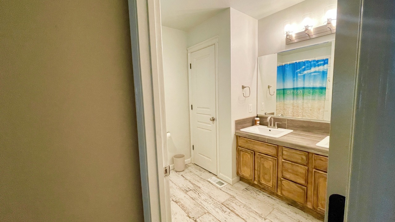 Photo of Bathroom in Eagle