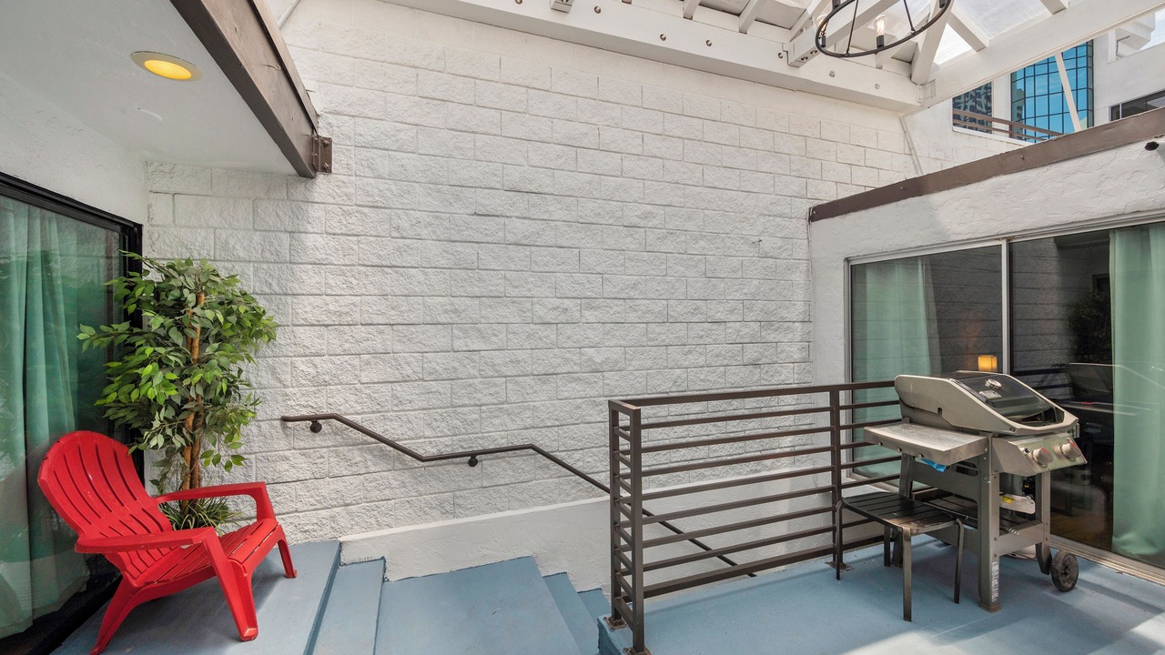 Photo of Outdoor in Cortez Hill
