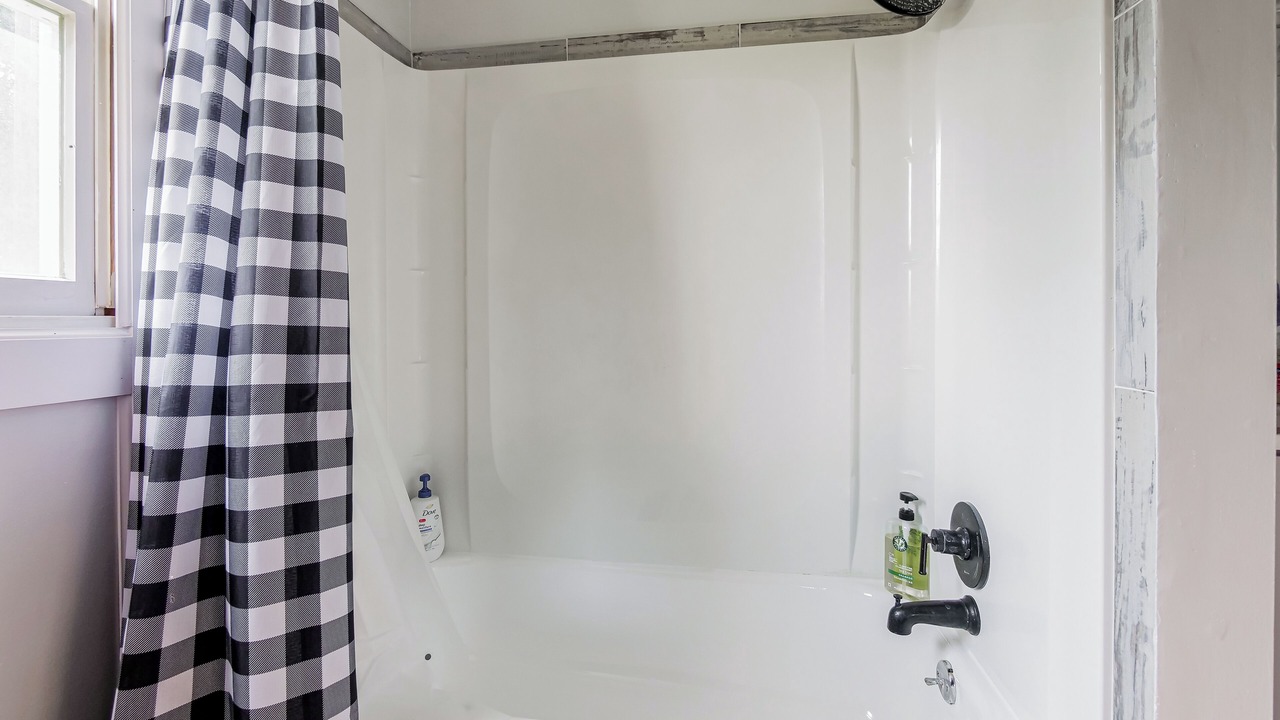 Photo of Bathroom in Allenton