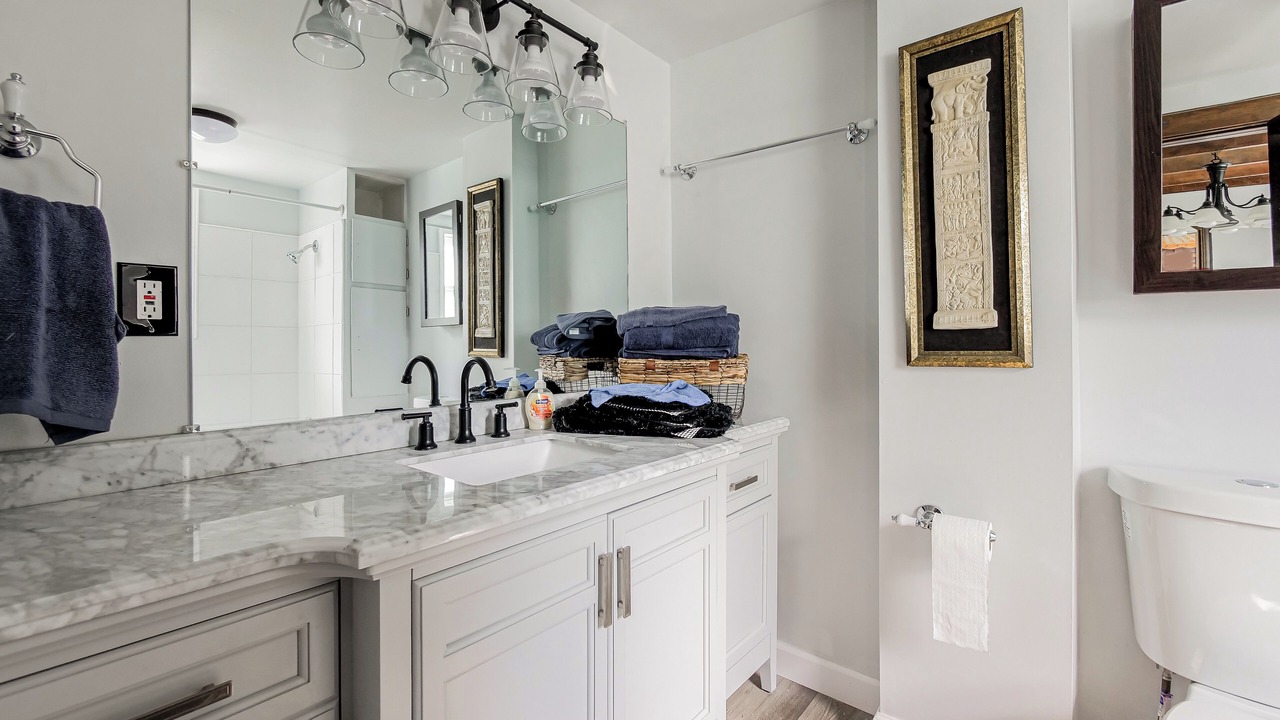 Photo of Bathroom in Allenton