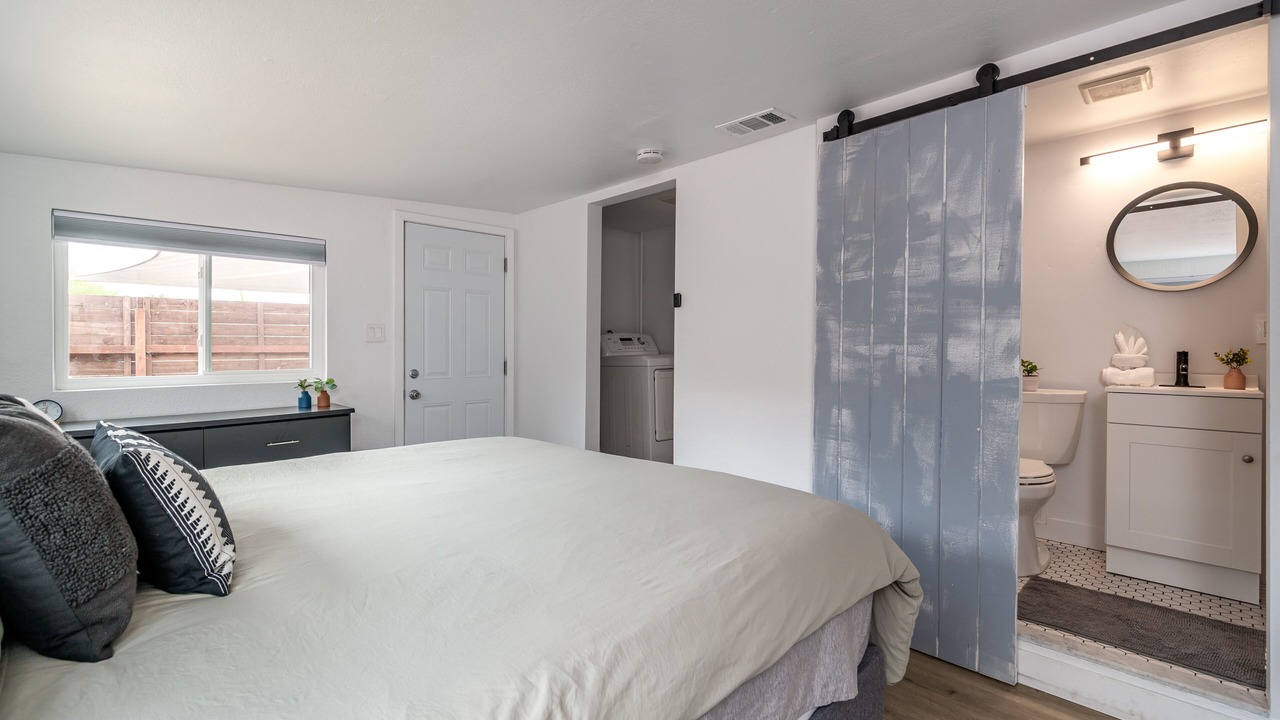 Photo of Bedroom in Golden Hill