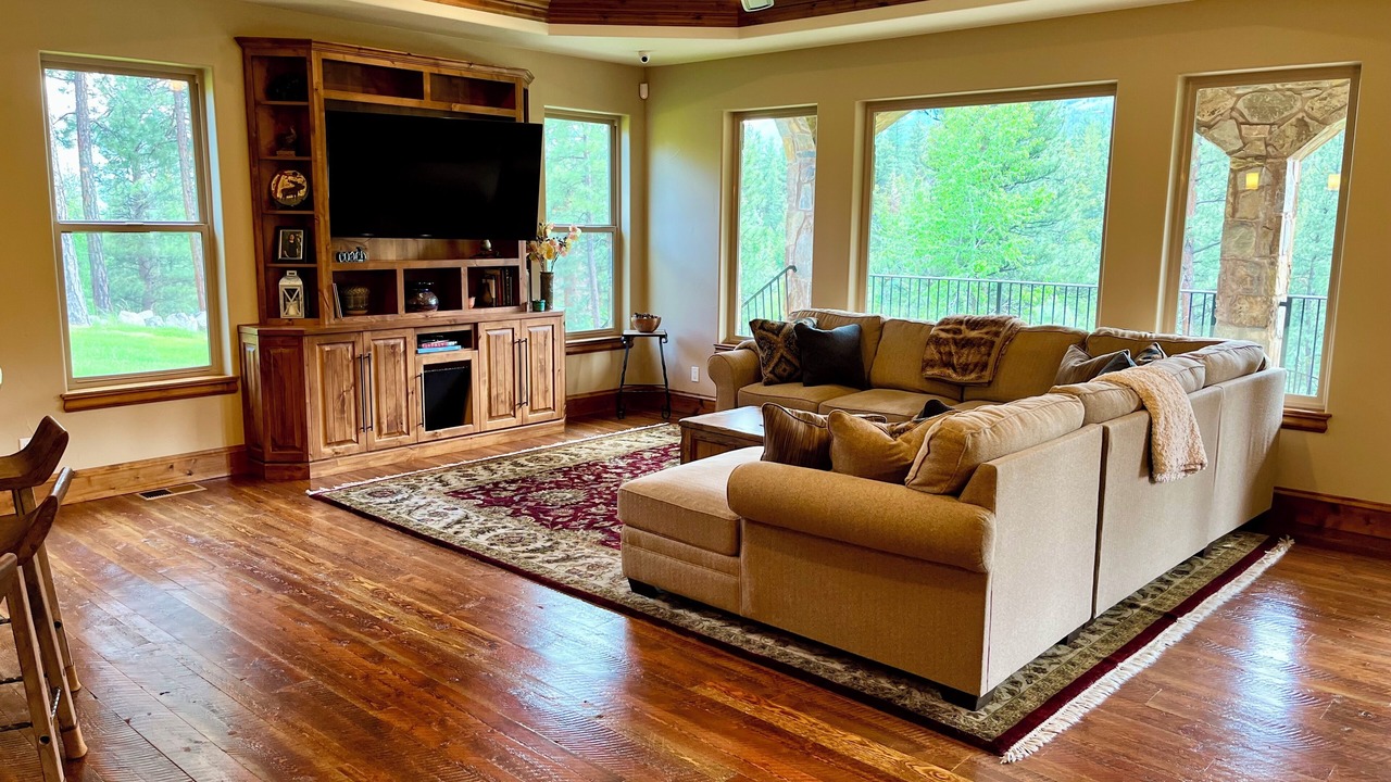 Photo of Livingroom in Hamilton