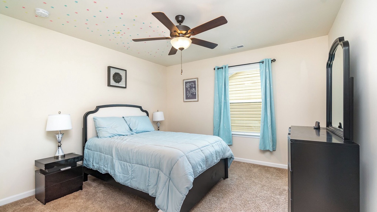 Photo of Bedroom in Bowling Green