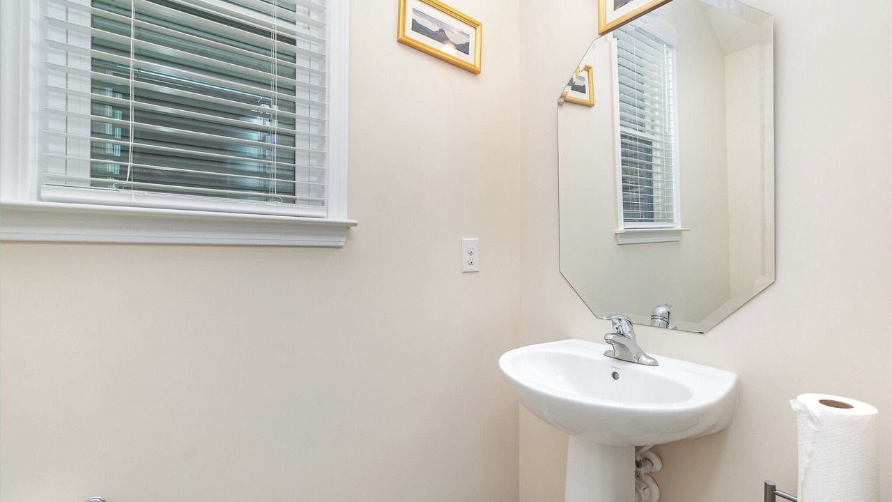 Photo of Bathroom in Bowling Green