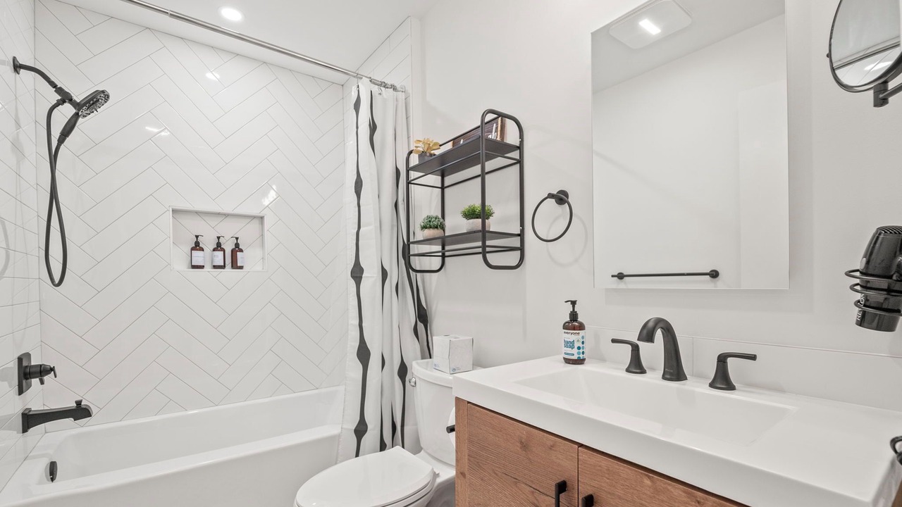 Photo of Bathroom in Royal Oak