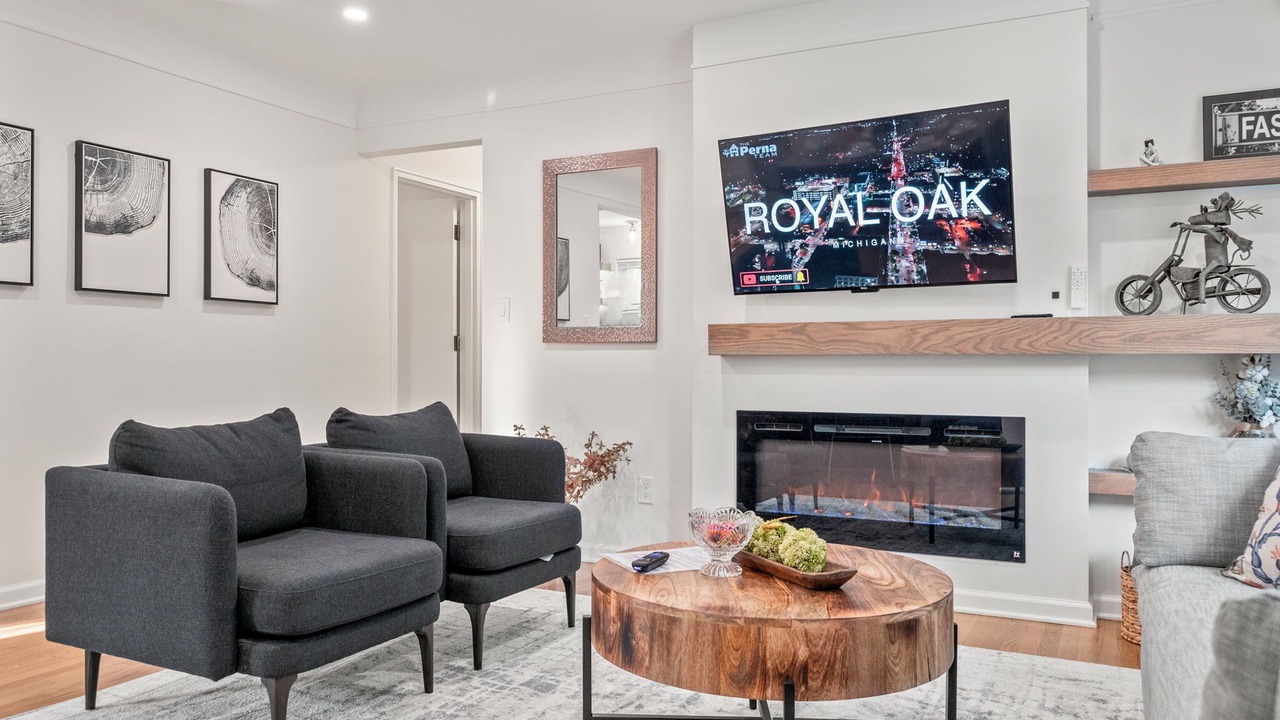 Photo of Livingroom in Royal Oak