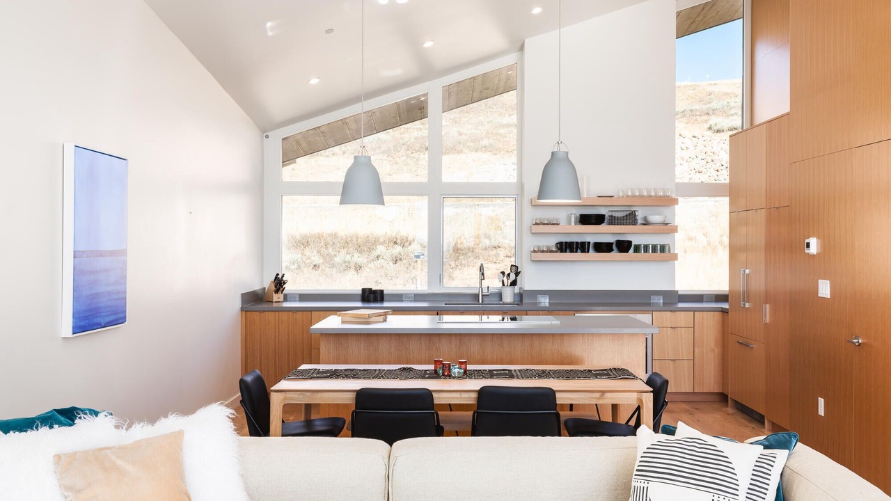 Photo of Livingroom in Eden