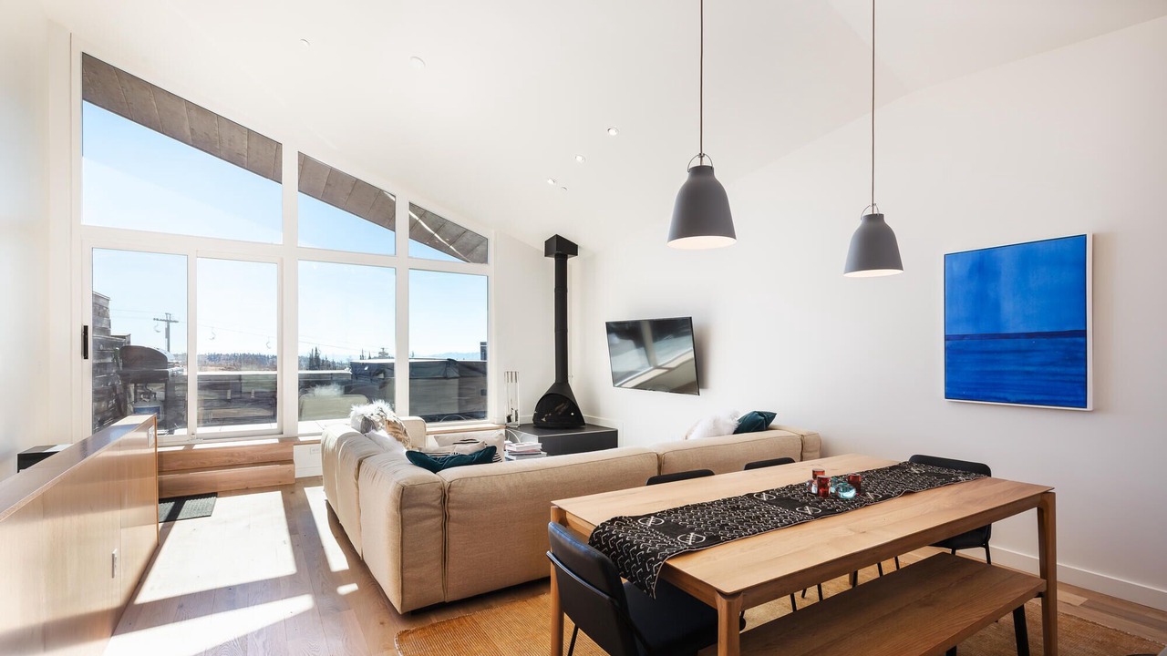 Photo of Livingroom in Eden