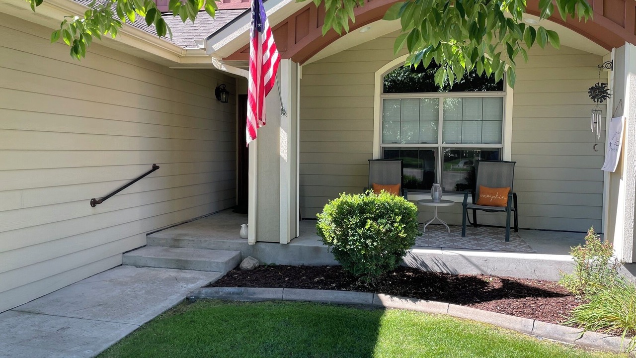 Photo of Patio Balcony in Columbia Falls