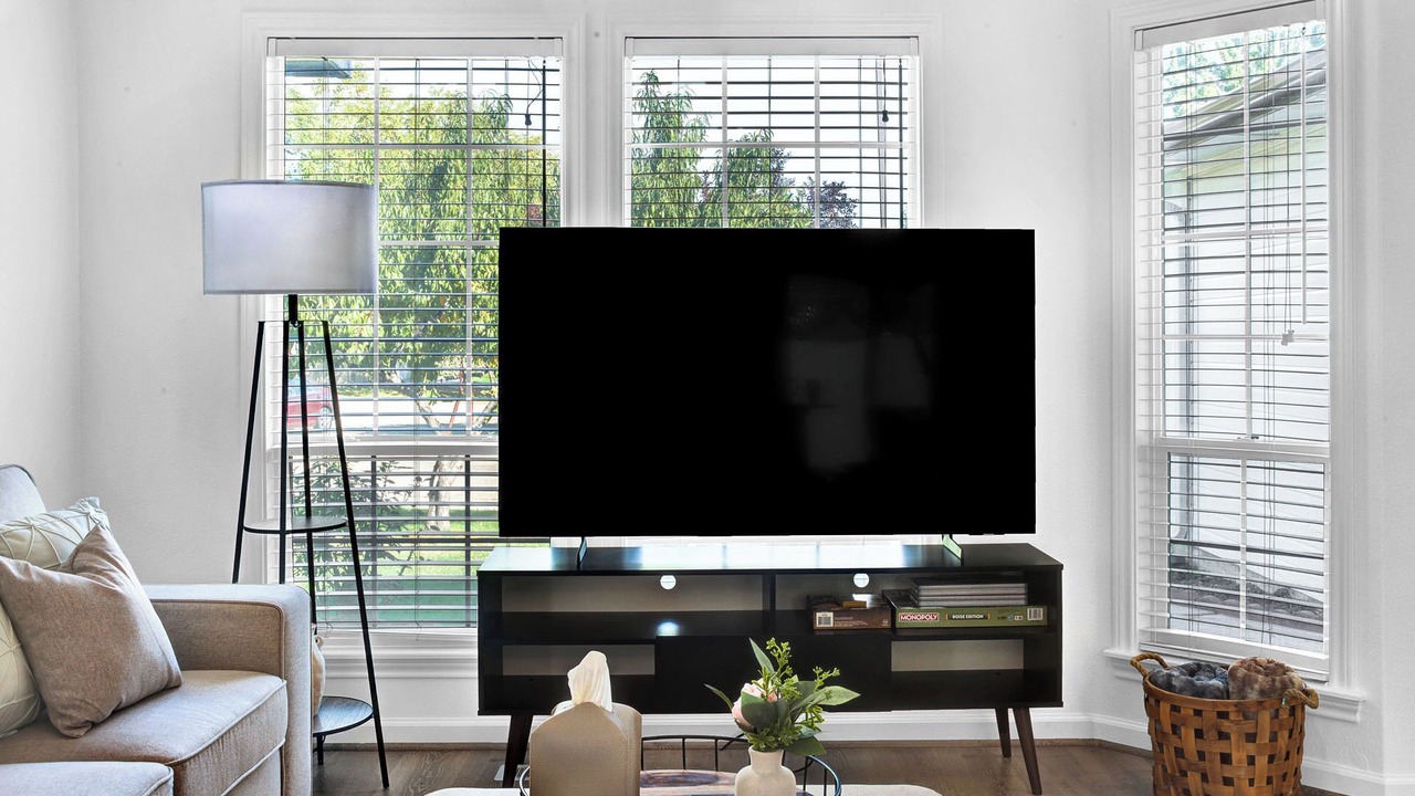 Photo of Livingroom in West Valley