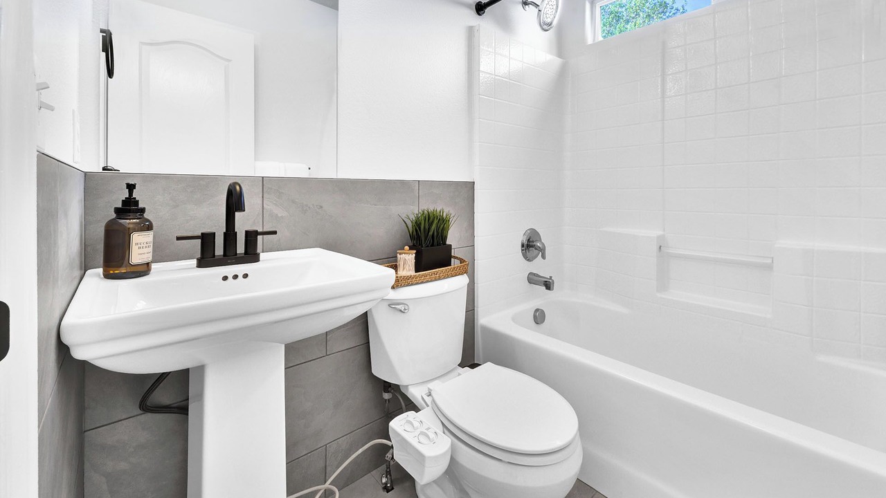 Photo of Bathroom in West Valley