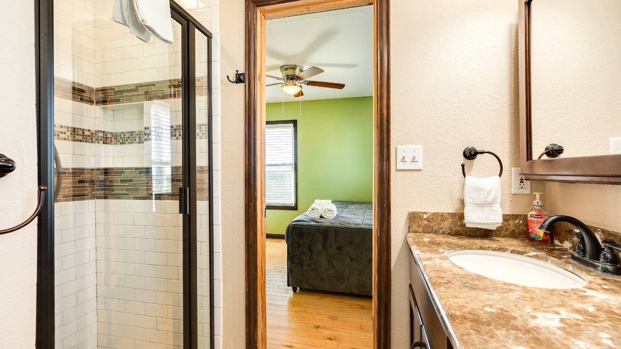 Photo of Bathroom in Jamaica Beach