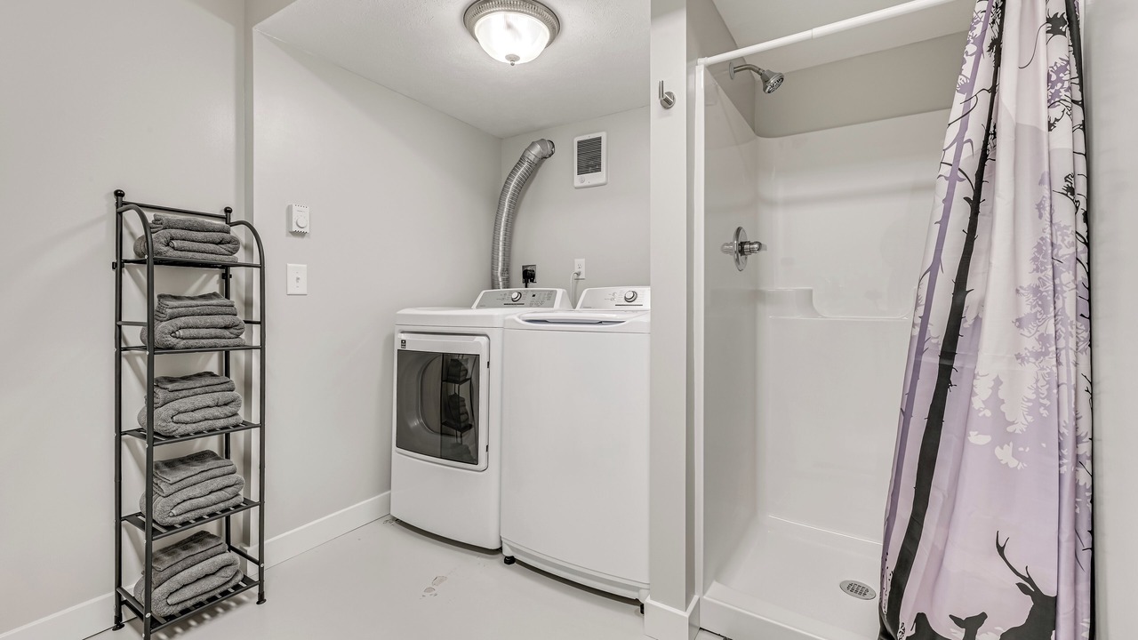 Photo of Bathroom in Ellston