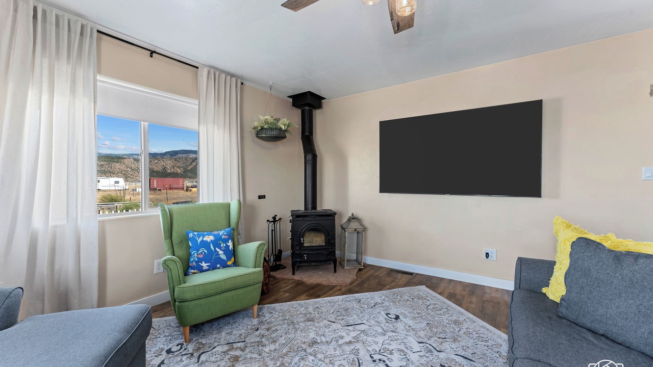 Photo of Livingroom in Cedar City