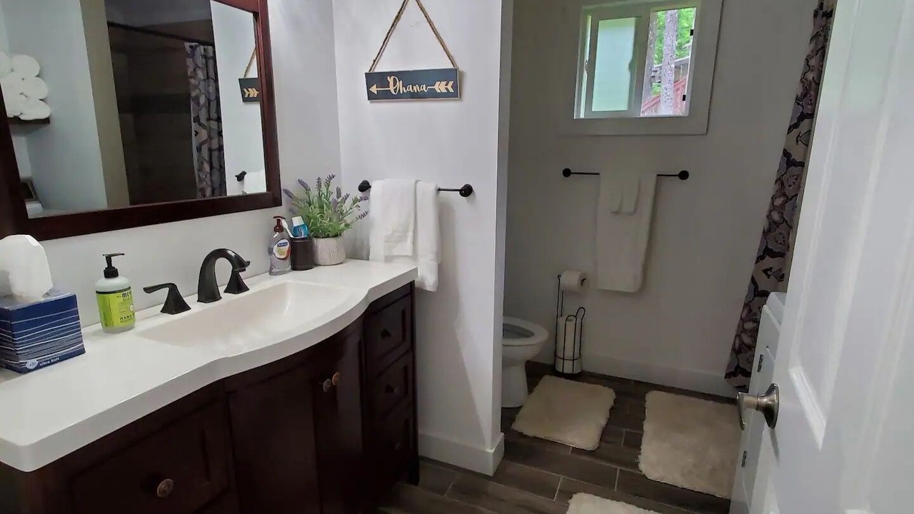 Photo of Bathroom in Hoodsport