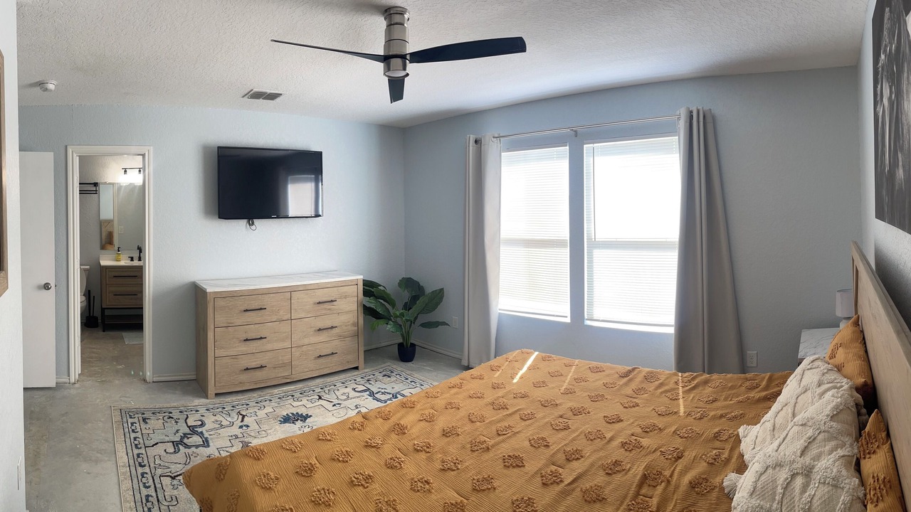 Photo of Bedroom in Medina Valley