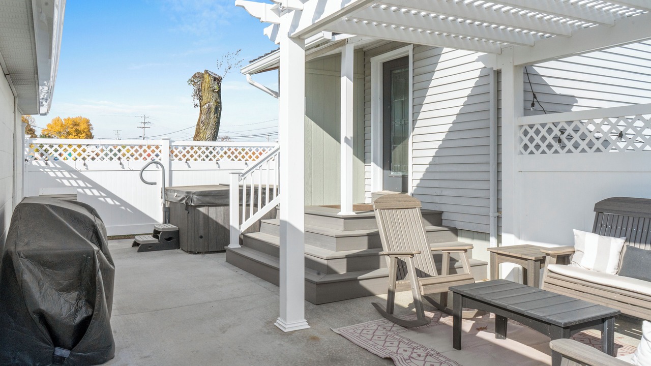 Photo of Patio Balcony in Columbiana